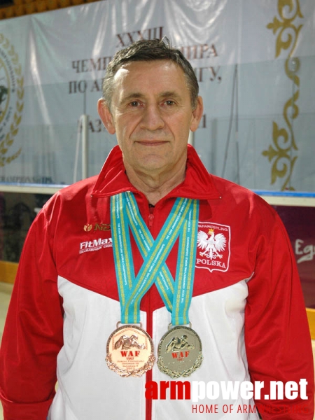 f04551_janusz-piechowski-srebrny-medal-kazakhstan2011.jpg
