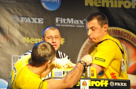 Maciej Gralak wśród najlepszych! # Siłowanie na ręce # Armwrestling # Armpower.net