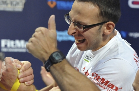 Dariusz Groch: Ważna jest komunikacja między zawodnikiem i sędzią # Siłowanie na ręce # Armwrestling # Armpower.net
