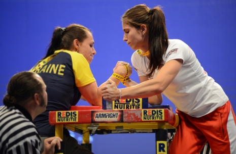 Dimitrina Dimitrova - „Będę absolutną mistrzynią!” # Siłowanie na ręce # Armwrestling # Armpower.net