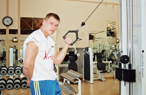 TRENUJ Z IGOREM MAZURENKO: trening w zwykłej siłowni! # Siłowanie na ręce # Armwrestling # Armpower.net