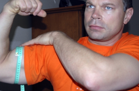 KRÓTKI WYWIAD JOHNA BRZENKA # Siłowanie na ręce # Armwrestling # Armpower.net
