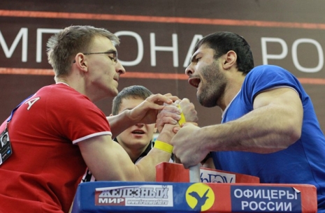 W temacie Krajowych Mistrzostw Rosji # Siłowanie na ręce # Armwrestling # Armpower.net