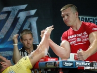 Sergiey Tokarev analizuje walkę z Michaelem Toddem # Siłowanie na ręce # Armwrestling # Armpower.net