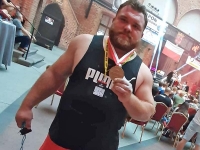 Adrian Olszewski: Mój pierwszy medal! # Siłowanie na ręce # Armwrestling # Armpower.net