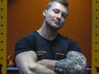 Kolejne odkrycie trenera Macieja # Siłowanie na ręce # Armwrestling # Armpower.net