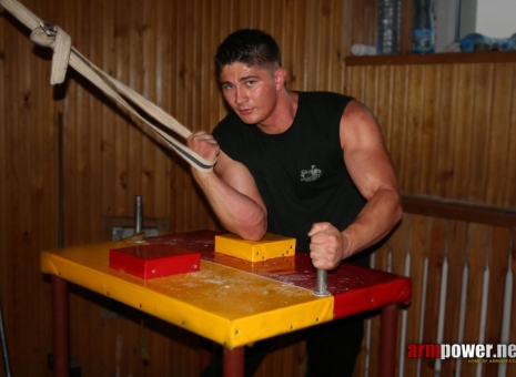 Marcin Lachowicz – moje przygotowania do zawodów # Siłowanie na ręce # Armwrestling # Armpower.net